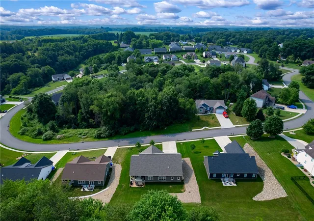 Photo 4 of Sale Pending at 2236 Shannon Mills Dr, Renfrew, PA 16053 | MLS# 1764952 | Listing updated on 2026-09-11
