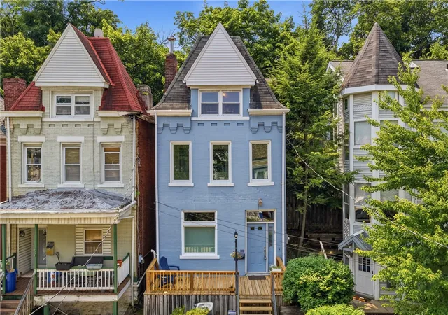 Photo 1 of Single family home for sale at 412 Noble St, Shadyside, PA 15232 | MLS# 1765011 | Listing updated on 2026-10-18
