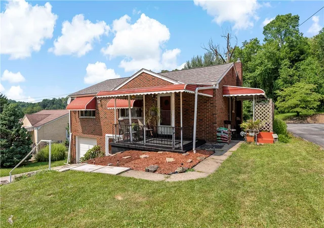 Photo 2 of Single family home for sale at 529 Naysmith Rd, N Versailles, PA 15137 | MLS# 1765120 | Listing updated on 2026-09-04