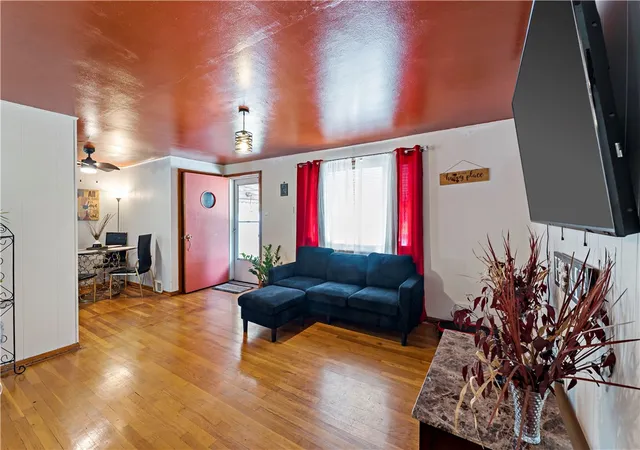 Photo 4 of Single family home for sale at 529 Naysmith Rd, N Versailles, PA 15137 | MLS# 1765120 | Listing updated on 2026-09-04