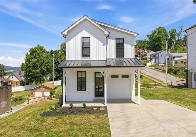 Photo 1 of Single family home for sale at 517 Harmony Rd, Baden, PA 15005 | MLS# 1765188 | Listing updated on 2026-09-05