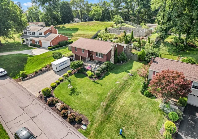 Photo 3 of Single family home for sale at 107 Tory Rd, Moon/crescent Twp, PA 15108 | MLS# 1765022 | Listing updated on 2026-10-07