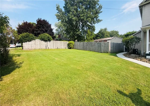 Photo 3 of Sale Pending at 1276 Saxonburg Rd, Harrison Twp, PA 15065 | MLS# 1764936 | Listing updated on 2026-09-02