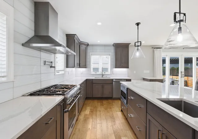 Photo 3 of Single family home for sale at 1512 Valmont St, Squirrel Hill, PA 15217 | MLS# 1765297 | Listing updated on 2026-10-21