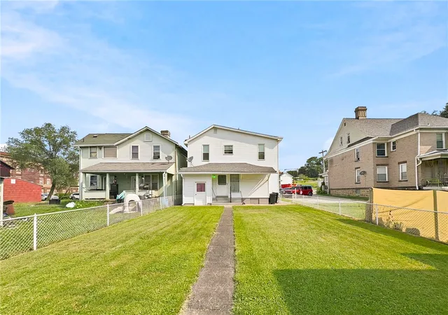 Photo 3 of Sale Pending at 226 E Fairview Ave, Connellsville, PA 15425 | MLS# 1765162 | Listing updated on 2026-09-14