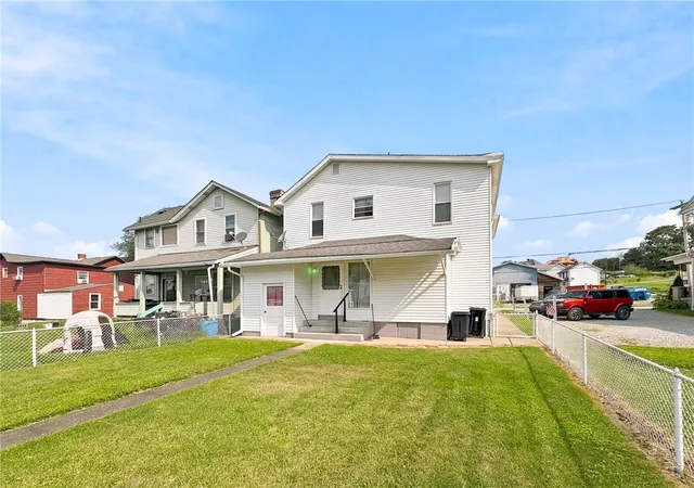 Photo 4 of Sale Pending at 226 E Fairview Ave, Connellsville, PA 15425 | MLS# 1765162 | Listing updated on 2026-09-14