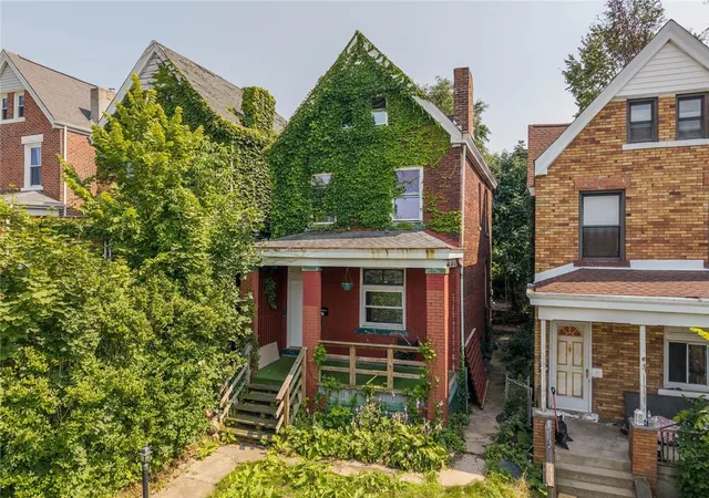 Photo 1 of Single family home for sale at 432 Suncrest St, Pittsburgh, PA 15210 | MLS# 1765337 | Listing updated on 2026-10-09