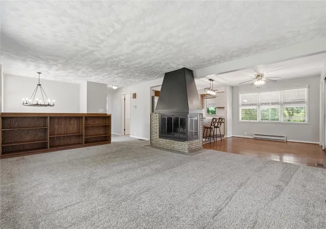 Photo 3 of Single family home for sale at 1718 Mountainview Dr, Monroeville, PA 15146 | MLS# 1765346 | Listing updated on 2026-09-27