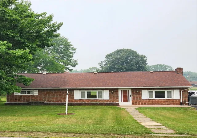 Photo 1 of Single family home for sale at 218 Arlington Ave, Twp Of But Nw, PA 16001 | MLS# 1765318 | Listing updated on 2026-09-25