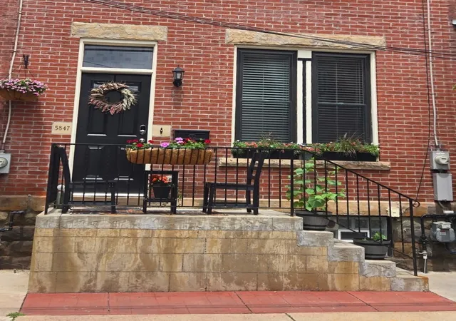 Photo 1 of Sale Pending at 5847 Pierce St, Shadyside, PA 15232 | MLS# 1765371 | Listing updated on 2026-09-11