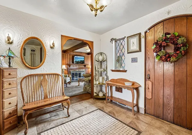 Photo 4 of Sale Pending at 3858 Brownsville Rd, Pittsburgh, PA 15227 | MLS# 1765413 | Listing updated on 2026-09-14