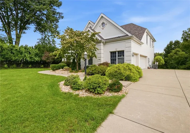Photo 3 of Single family home for sale at 1805 Hassam Rd, Moon/crescent Twp, PA 15108 | MLS# 1765370 | Listing updated on 2026-10-20
