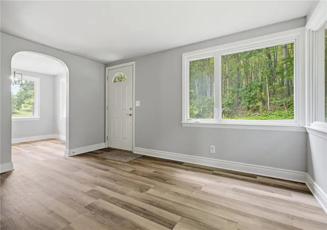 Photo 4 of Sale Pending at 420 Dutchtown Rd, Butler, PA 16002 | MLS# 1765220 | Listing updated on 2026-09-14