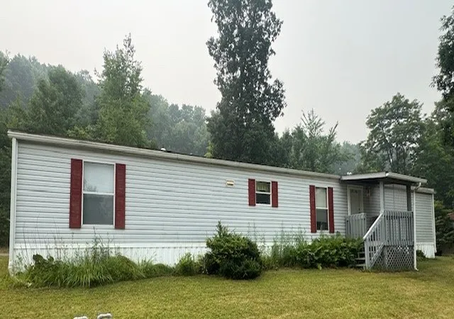Photo 3 of Manufactured home for sale at 106 Jodi Ln, Butler, PA 16002 | MLS# 1765114 | Listing updated on 2026-09-09