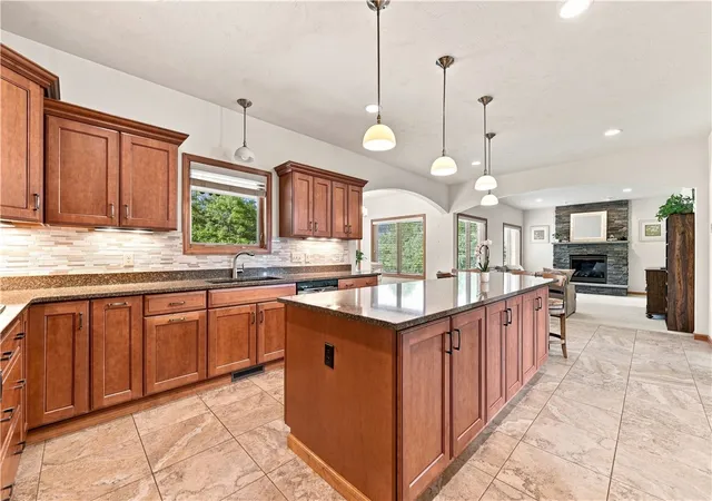 Photo 4 of Single family home for sale at 7708 Natalie Ln, North Huntingdon, PA 15642 | MLS# 1765697 | Listing updated on 2026-09-09