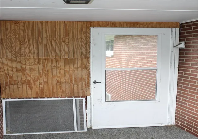 Photo 4 of Single family home for sale at 119 Washington St, Freeport, PA 16229 | MLS# 1765719 | Listing updated on 2026-09-08