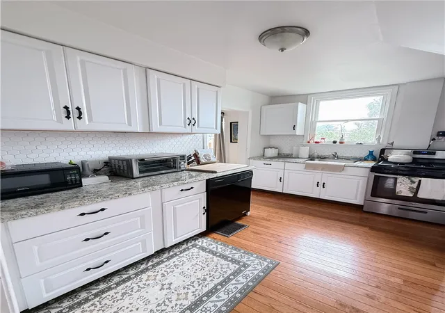 Photo 4 of Single family home for sale at 1110 Tennessee Ave, Dormont, PA 15216 | MLS# 1765684 | Listing updated on 2026-09-22