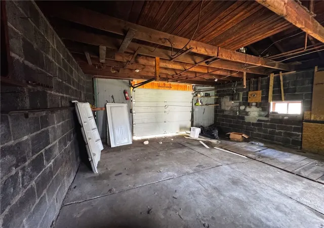 Photo 8 of Single family home for sale at 1718 Constitution Blvd, New Kensington, PA 15068 | MLS# 1765713 | Listing updated on 2026-09-28
