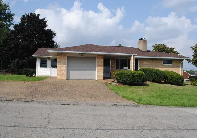 Photo 1 of Single family home for sale at 500 Morningside Dr, Lower Burrell, PA 15068 | MLS# 1765864 | Listing updated on 2026-09-06