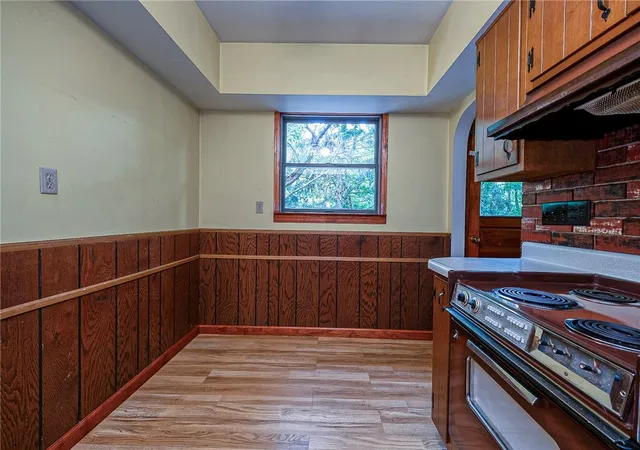 Photo 4 of Single family home for sale at 652 Camp Meeting, Sewickley, PA 15143 | MLS# 1765898 | Listing updated on 2026-09-14
