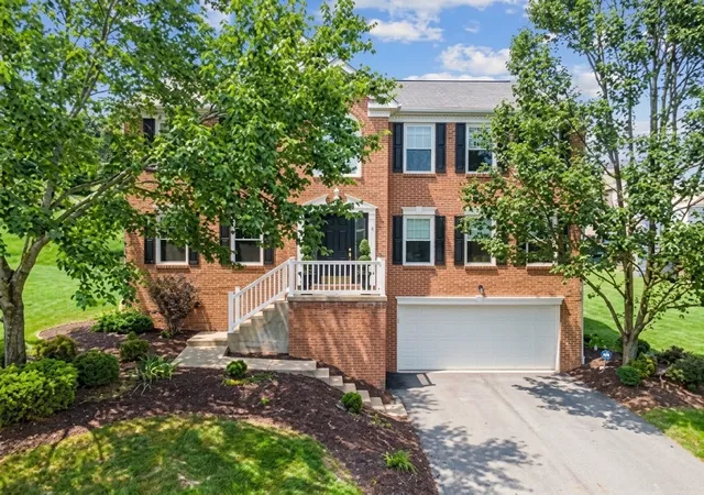 Photo 1 of Single family home for sale at 302 Davinci Ct, Rostraver, PA 15012 | MLS# 1765952 | Listing updated on 2026-09-07