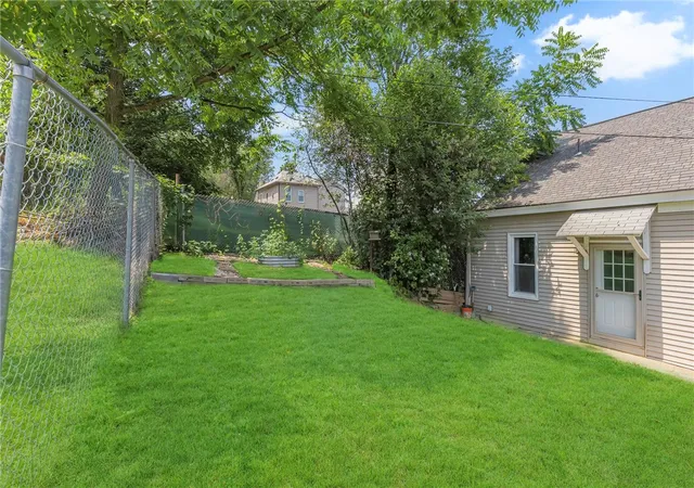 Photo 3 of Single family home for sale at 157 Wood St, Etna, PA 15223 | MLS# 1765924 | Listing updated on 2026-09-13