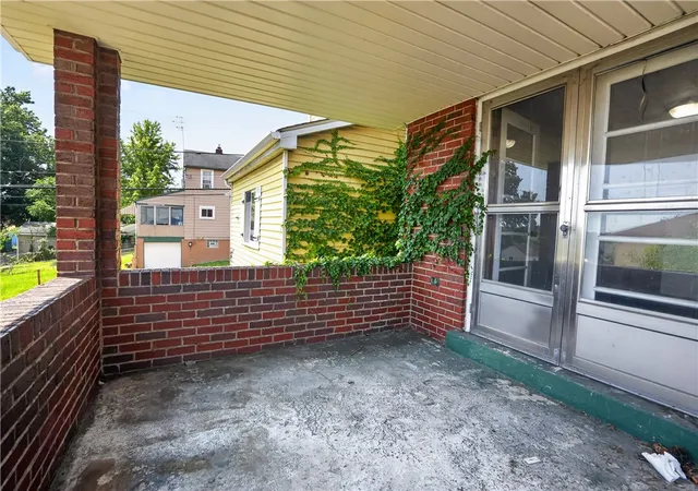 Photo 2 of Single family home for sale at 1615 Abraham St, Mc Keesport, PA 15132 | MLS# 1764116 | Listing updated on 2026-09-03