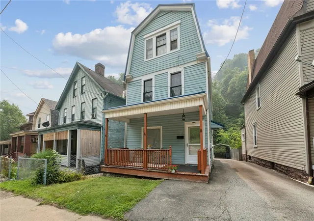 Photo 2 of Single family home for sale at 403 Brown Ave, Turtle Creek, PA 15145 | MLS# 1765739 | Listing updated on 2026-10-17