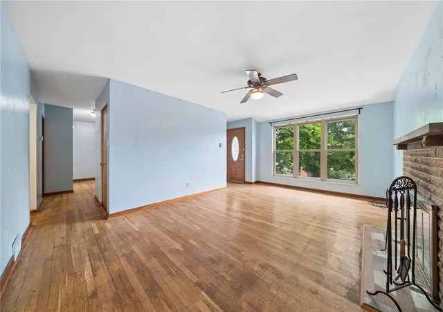 Photo 2 of Single family home for sale at 270 Roycroft Ave, Mt Lebanon, PA 15234 | MLS# 1766204 | Listing updated on 2026-10-19