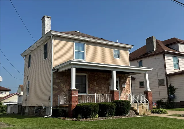 Photo 1 of Single family home for sale at 530 Green St, Brownsville, PA 15417 | MLS# 1766270 | Listing updated on 2026-09-04