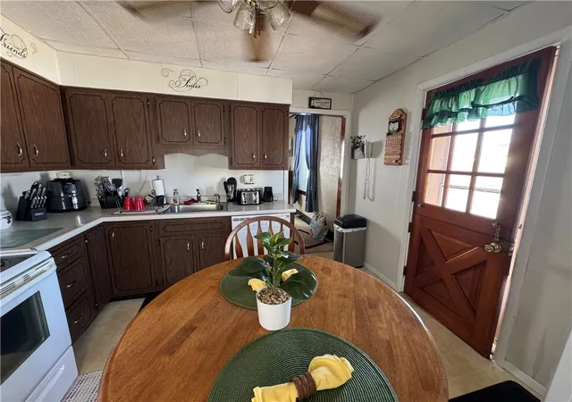 Photo 4 of Single family home for sale at 530 Green St, Brownsville, PA 15417 | MLS# 1766270 | Listing updated on 2026-09-04