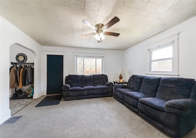 Photo 3 of Single family home for sale at 1470 Old Leechburg Rd, Plum Boro, PA 15239 | MLS# 1765716 | Listing updated on 2026-10-05