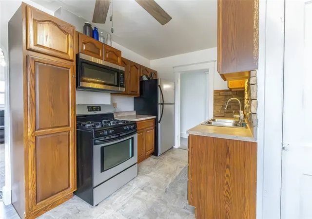 Photo 4 of Single family home for sale at 1470 Old Leechburg Rd, Plum Boro, PA 15239 | MLS# 1765716 | Listing updated on 2026-10-05