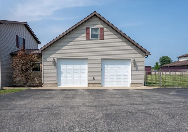 Photo 2 of Single family home for sale at 231 9th Street, Conemaugh/young Twps   Ind, PA 15681 | MLS# 1766117 | Listing updated on 2026-09-18