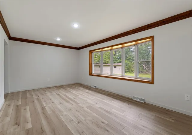 Photo 3 of Single family home for sale at 175 Mason Rd, Baden, PA 15005 | MLS# 1766330 | Listing updated on 2026-09-24