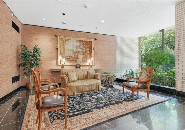 Photo 3 of Condo for sale at 1150 Bower Hl Rd #304C, Pittsburgh, PA 15243 | MLS# 1766099 | Listing updated on 2026-09-10