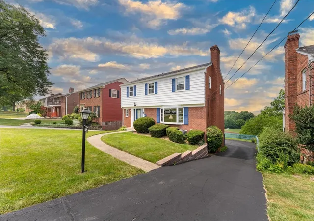 Photo 1 of Single family home for sale at 67 Moffett St, Mt Lebanon, PA 15243 | MLS# 1766416 | Listing updated on 2026-09-20