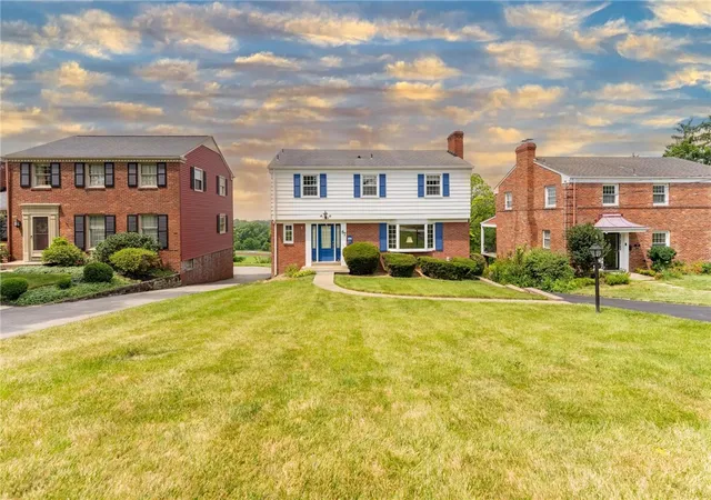 Photo 2 of Single family home for sale at 67 Moffett St, Mt Lebanon, PA 15243 | MLS# 1766416 | Listing updated on 2026-09-20
