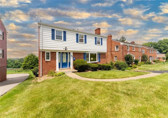Photo 3 of Single family home for sale at 67 Moffett St, Mt Lebanon, PA 15243 | MLS# 1766416 | Listing updated on 2026-09-20