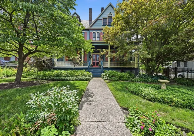 Photo 2 of Single family home for sale at 402 Peebles St, Sewickley, PA 15143 | MLS# 1766211 | Listing updated on 2026-09-27