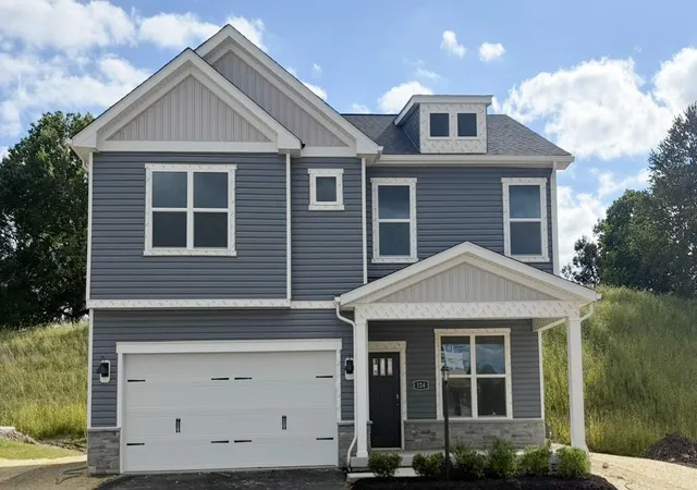Single family home for sale at 124 Heim Ct, Glenshaw, PA 15116 | MLS# 1766583