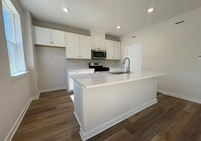 Photo 4 of Single family home for sale at 124 Heim Ct, Glenshaw, PA 15116 | MLS# 1766583 | Listing updated on 2026-10-16