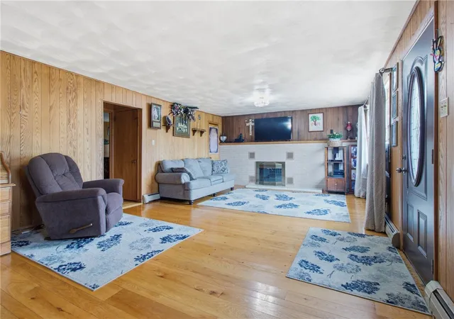 Photo 4 of House for sale at 636 Brush Crk Rd, Homer City, PA 15748 | MLS# 1766636 | Listing updated on 2026-09-04