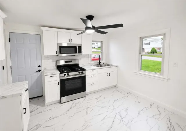 Photo 3 of Single family home for sale at 11384 James St, Irwin, PA 15642 | MLS# 1766653 | Listing updated on 2026-09-21