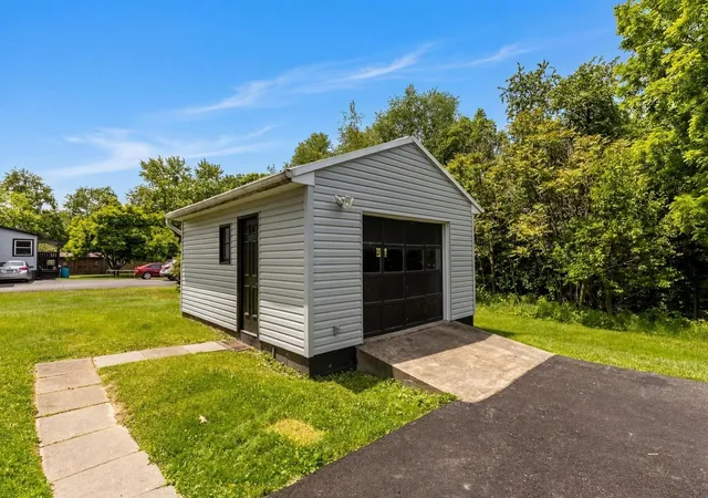 Photo 2 of Single family home for sale at 283 Ctr Grange Rd, Center Twp, PA 15001 | MLS# 1766663 | Listing updated on 2026-09-13