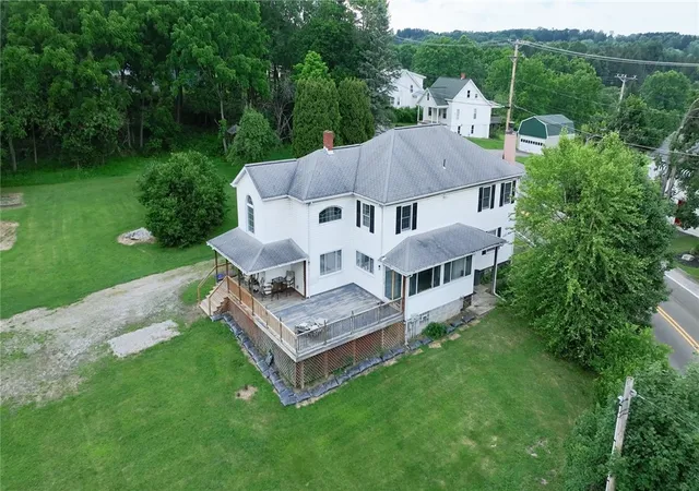 Photo 2 of Single family home for sale at 3745 Bakerstown Rd, Richland, PA 15044 | MLS# 1766431 | Listing updated on 2026-10-06