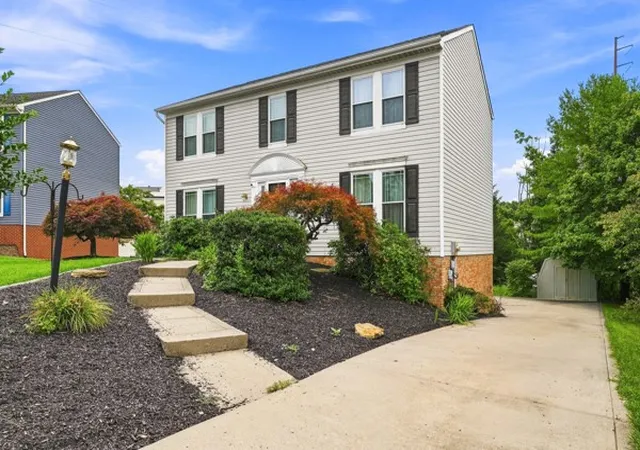 Photo 3 of Single family home for sale at 4004 Orchard Cir, Kennedy Twp, PA 15136 | MLS# 1766642 | Listing updated on 2026-09-02