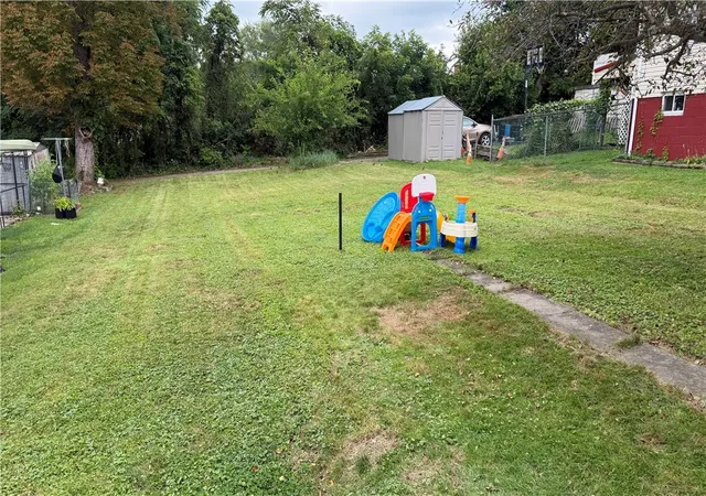 Photo 4 of Sale Pending at 206 S Jefferson St, Connellsville, PA 15425 | MLS# 1766686 | Listing updated on 2026-09-09