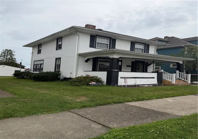Photo 2 of Single family home for sale at 399 Sherman Ave, Sharon, PA 16146 | MLS# 1766693 | Listing updated on 2026-09-02