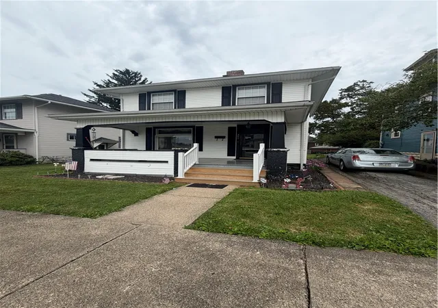 Photo 3 of Single family home for sale at 399 Sherman Ave, Sharon, PA 16146 | MLS# 1766693 | Listing updated on 2026-09-02